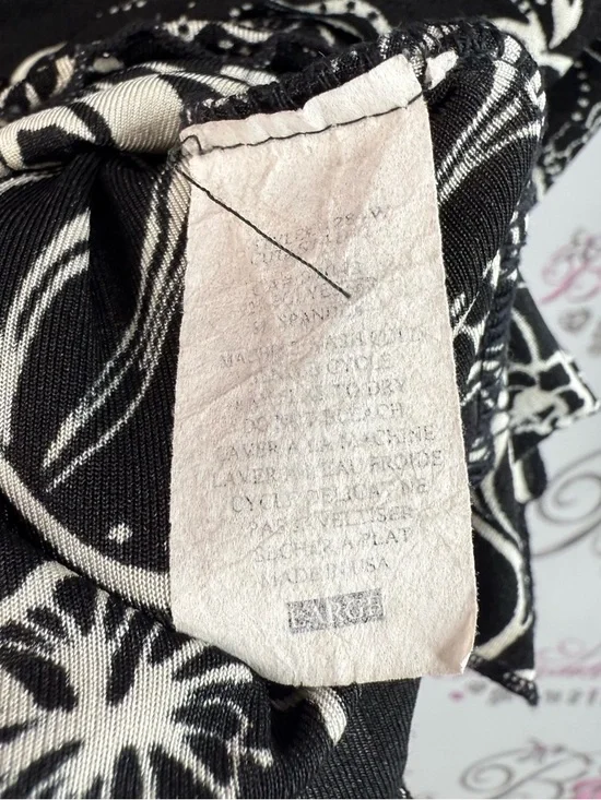 Long sleeve Black & White Long Sleeve Floral Drape Neck Women's Top Lightweight - Picture 6 of 7